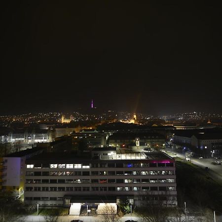 פץ' Panorama City Apartman מראה חיצוני תמונה